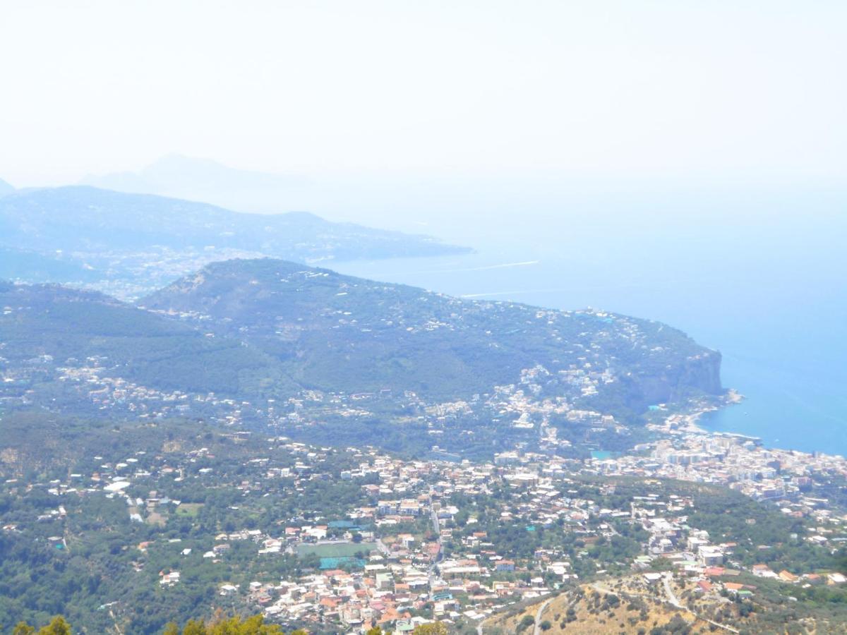 Appartamento mare e monti Two Pimonte Esterno foto